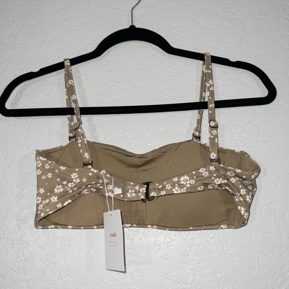 NWT Andie Olive Ditsy Flower The Bora Bora Swim Top Size Medium - Picture 5 of 6